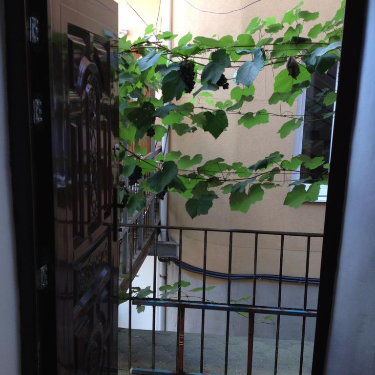 Apartment Downtown Мукачеве Екстериор снимка